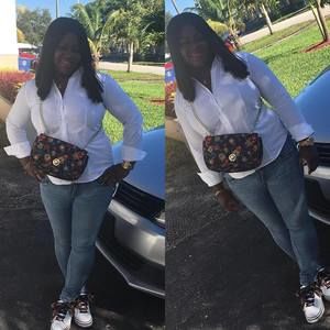 Meet your Posher, Lucinda